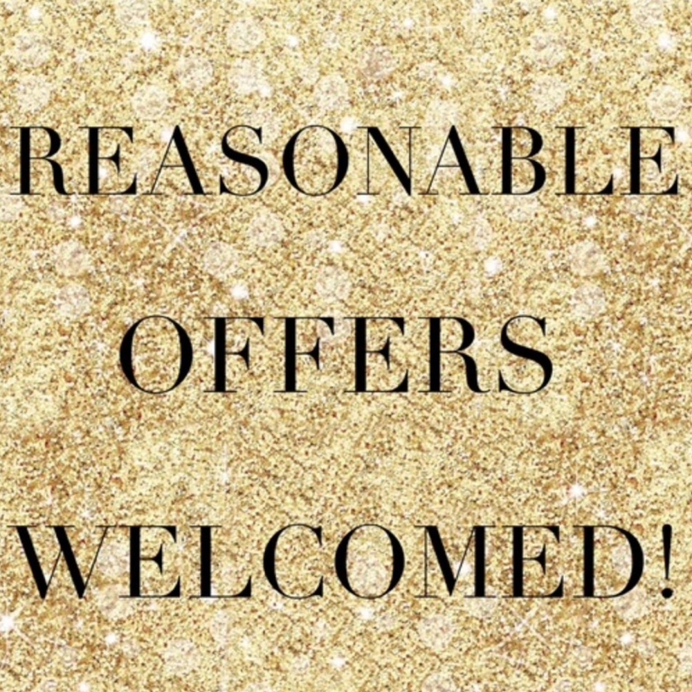 All reasonable offers considered. 👌🏻